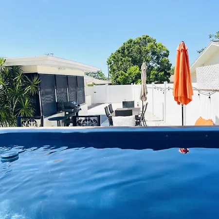 Beach Resort Retreat Accessible Home With Jacuzzi